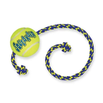 KONG Air Squeaker Sípoló Teniszlabda Kötéllel (M)